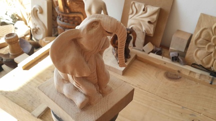 Elefante por Pemaro