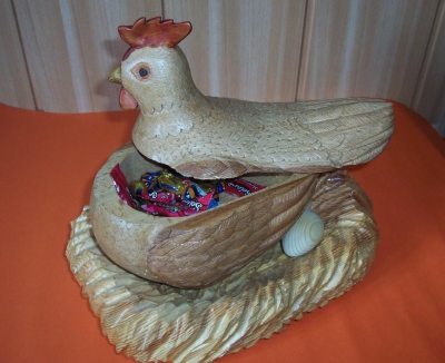 caja gallina