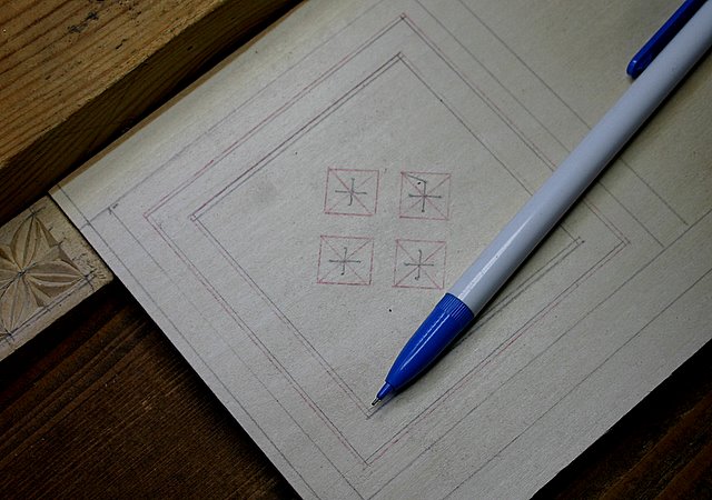 Paso 5: completando el dibujo con la regla y el bolígrafo