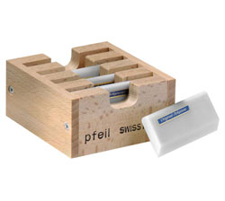Las piedras Arkansas de Pfeil en su caja de madera
