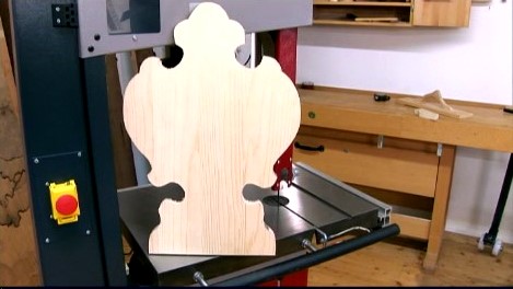 La sierra de cinta en funcionamiento (1/11)