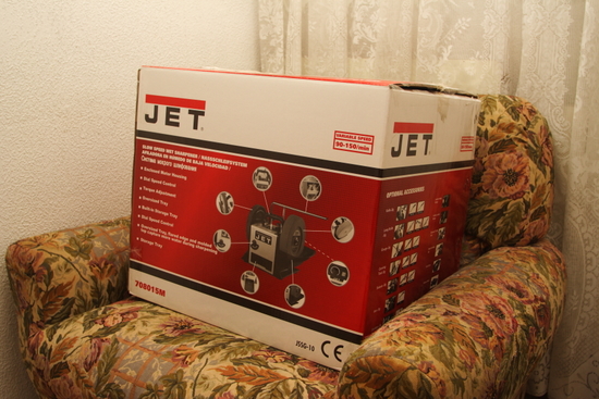 La caja de la afiladora JET