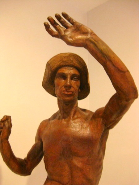 «Mirando al mar»: detalle del torso